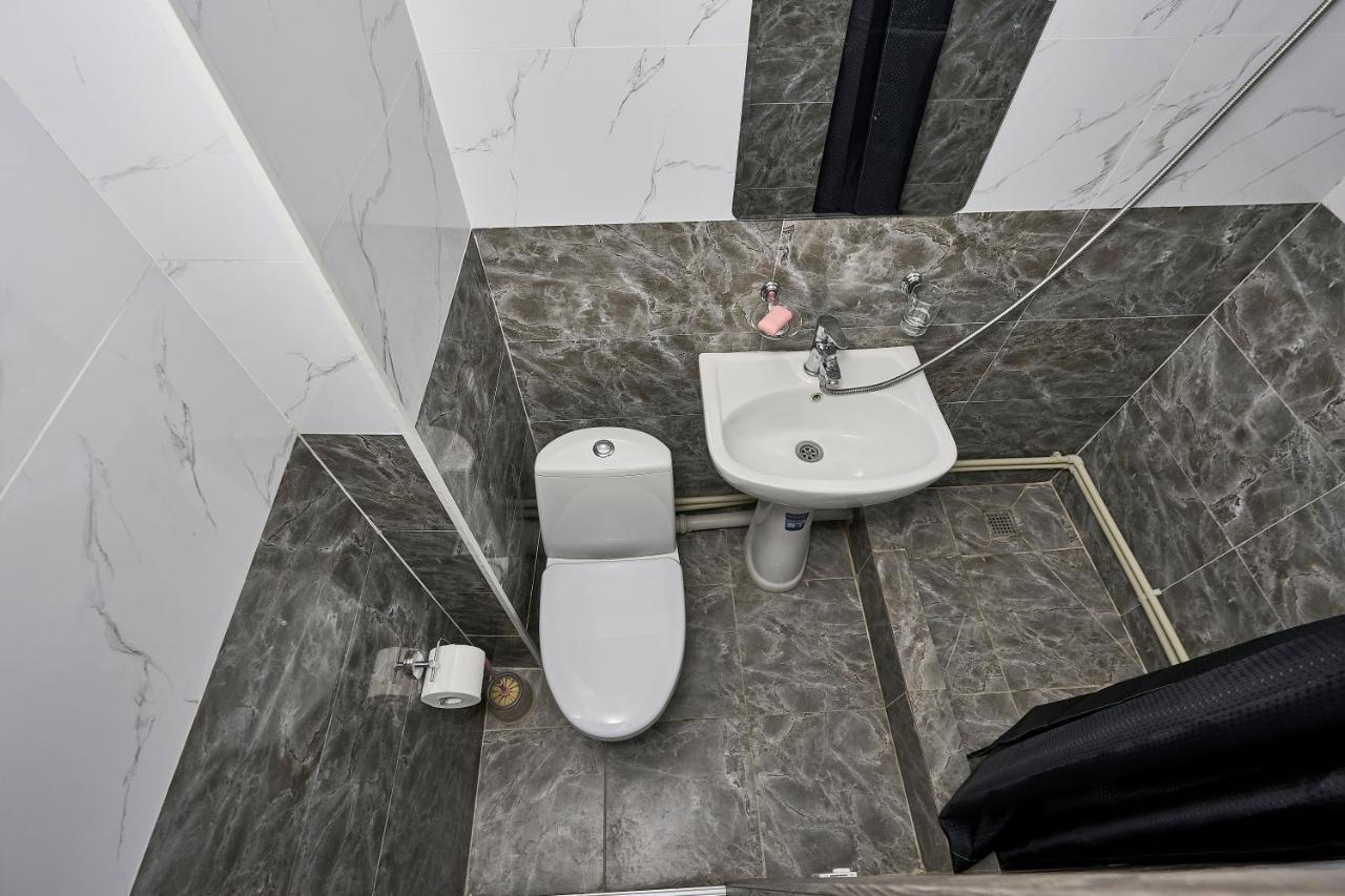 Апарт 33 Apartamento Almaty Exterior foto